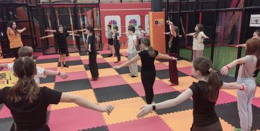 &bdquo;Aktywne świętowanie Dnia Kobiet przez uczni&oacute;w klas VI&ndash;VIII&rdquo;