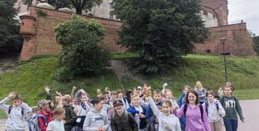 Śladem Polskiego Dziedzictwa Narodowego – wycieczka edukacyjna klasy IV i V do Krakowa