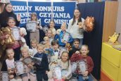 „Poczytam Ci, Misiu” – szkolny konkurs pięknego czytania