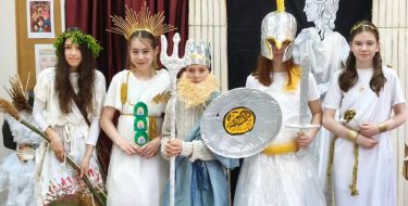 &bdquo;W świecie mit&oacute;w&rdquo; &ndash; relacja z VI Gminnego Konkursu Mitologicznego