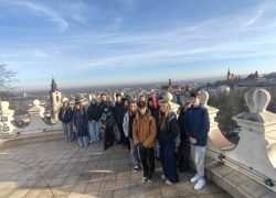 Kierunek: Przemyśl. Cel: podr&oacute;żować, zwiedzać i nie zgubić nauczyciela… bo jak sam trafi potem do domu