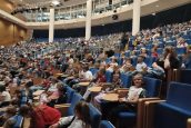 Baśniowa wyprawa do świata &bdquo;Dziadka do orzech&oacute;w&rdquo;